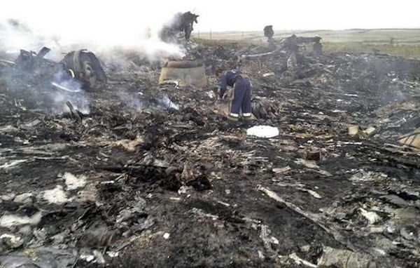 В районе боевых действий на Украине потерпел крушение гражданский Боинг 777