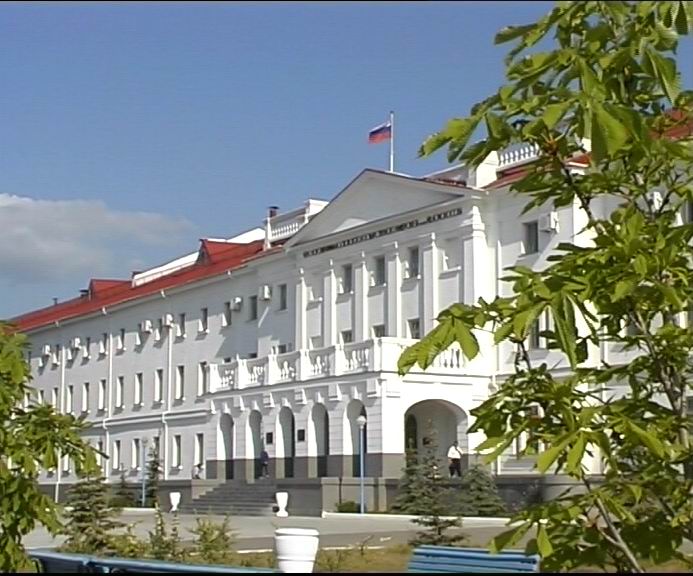 В Севастопольском филиале МГУ откроют военную кафедру и юридический факультет