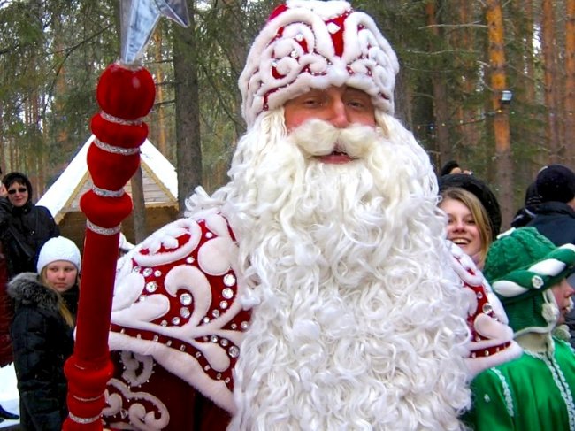 Крым снова посетил Дед Мороз из Великого Устюга