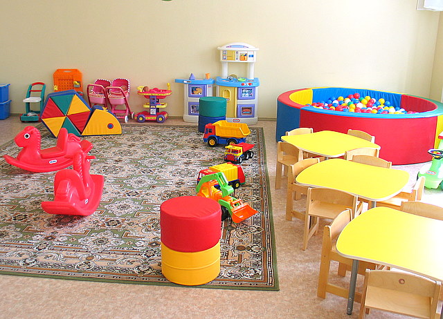 Своей очереди в дошкольные учреждения Крыма ожидают 17 тысяч детей