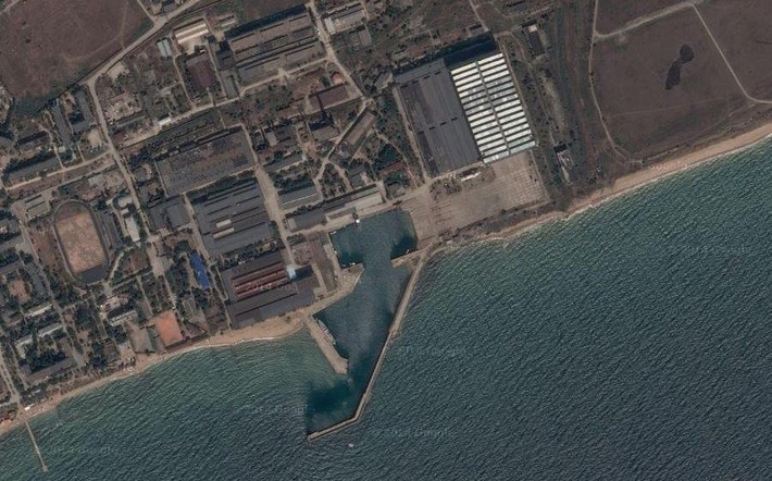 Сотрудники судостроительного завода «Море» начали получать долги по зарплате