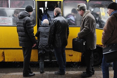 В Севастополе на маршрут выходят неисправные маршрутки