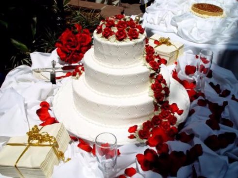 Торт на свадьбе