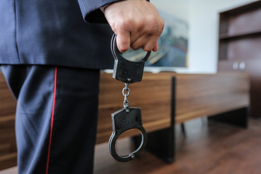 В Крыму осудили полицейского, избившего задержанного