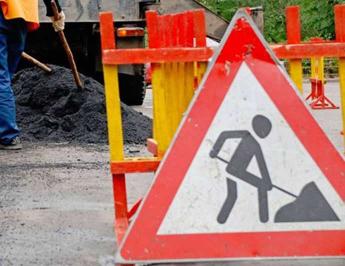 В Крыму подрядчика обвиняют в некачественной реконструкции дорожного полотна