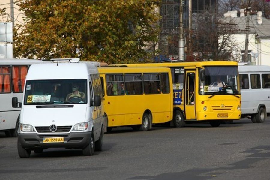 В Симферополе решили не поднимать стоимость проезда в маршрутках