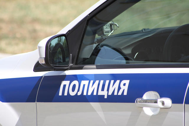 В Крыму сотрудник полиции жестоко избил задержанных граждан