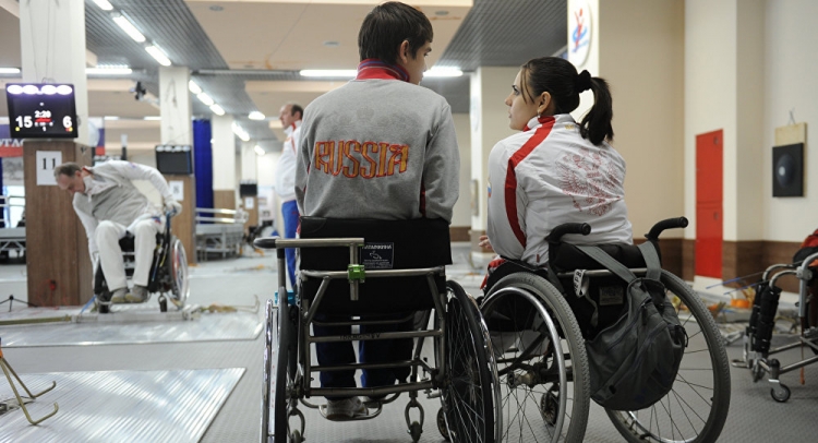 Аксенов поддерживает идею проводить в регионе соревнования для паралимпийцев