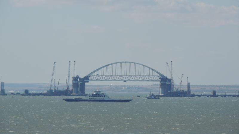 В России утверждают, что Керченский мост построен наполовину