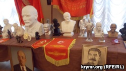 В Севастополе к 100-летию Октябрьской революции вручали медали и принимали в комсомол