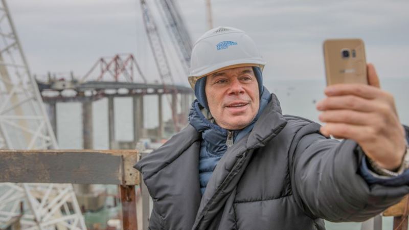 Газманов спел для строителей Керченского моста
