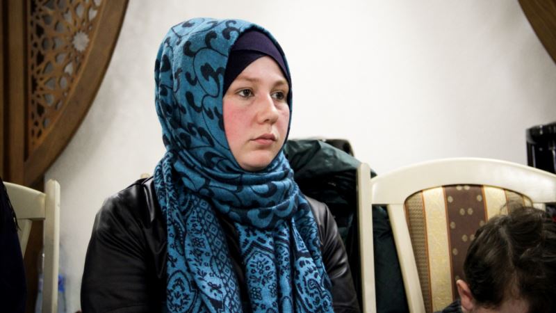 Суд в Крыму перенес заседание по рассмотрению протокола в отношении жены фигуранта «Хизб ут-Тахрир»