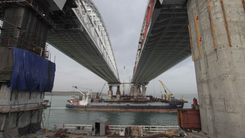 Строители завершили сборку пролетов автодорожной части Керченского моста – СМИ
