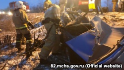 Авария в Симферопольском районе: машину разорвало пополам, трое погибших (+фото)