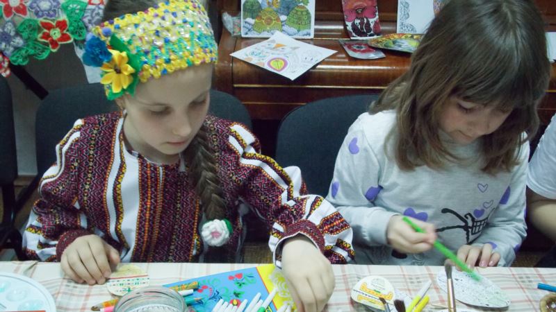 В Севастополе прошел День традиций и росписи украинской писанки (+фото)