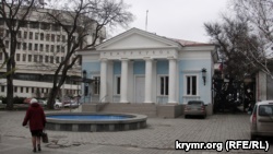 В Симферополе открыли строительство на месте снесенного Театра кукол