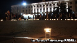 В Симферополе российские власти Крыма провели акцию памяти жертв депортации крымских татар (+ фото)