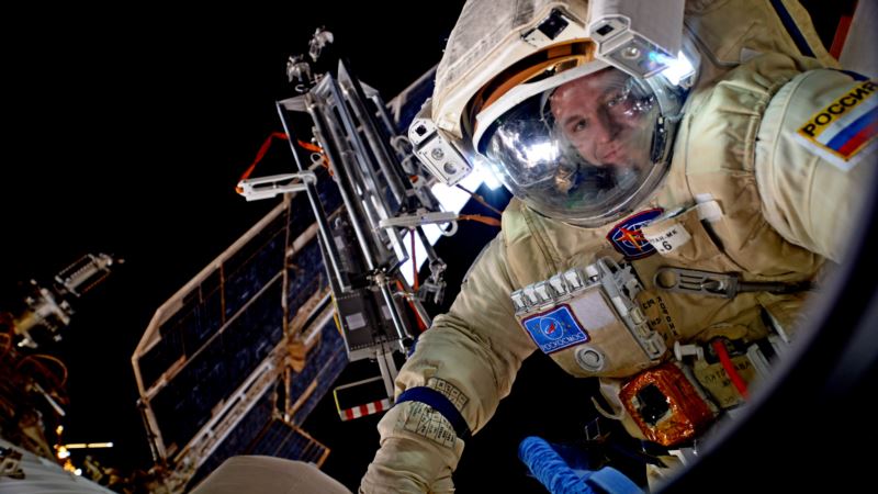 Экипаж Международной космической станции вернулся на Землю