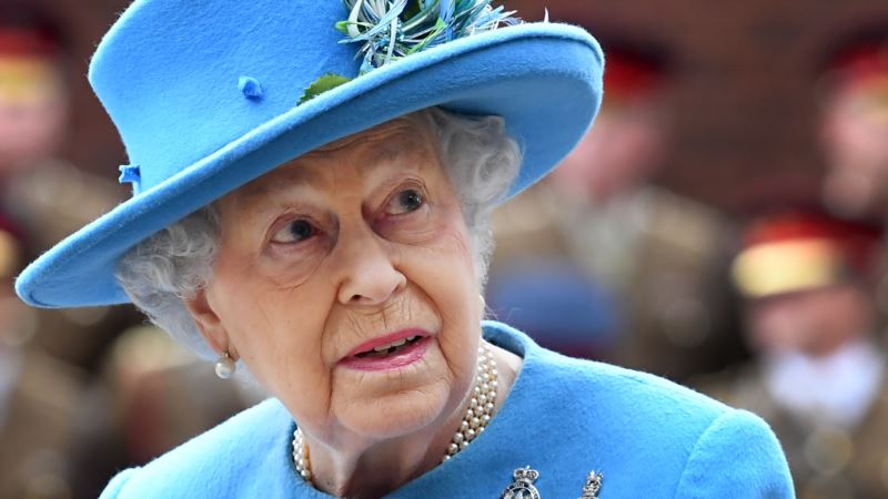 Trooping the Colour: в Британии прошел парад ко дню рождения королевы