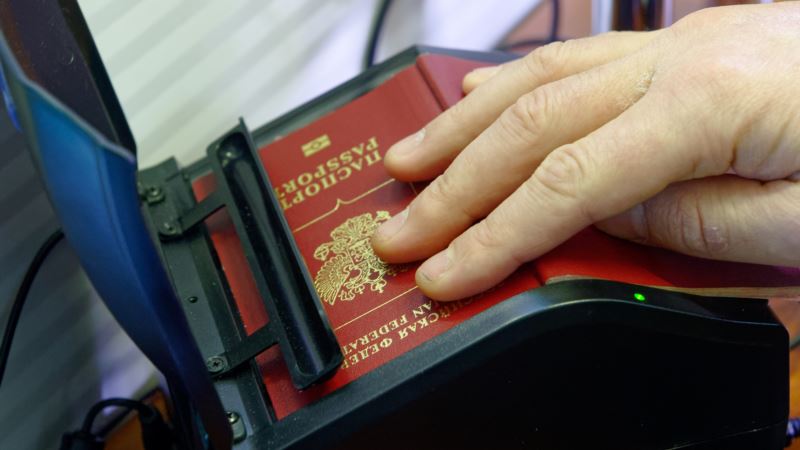 Почти трем миллионам россиян запретили выезд за границу из-за долгов – СМИ
