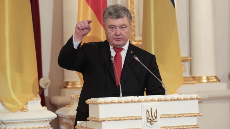 Порошенко: Крым стал базой для российских крылатых ракет