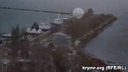 Журналисты Крым.Реалии нашли украинские военные катера в порту Керчи (+фото)