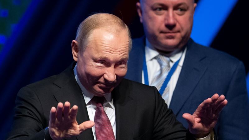 Президент России выступит с ежегодным посланием Федеральному собранию