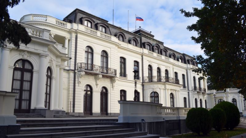 МИД Чехии вызывает посла России из-за «серьезных проблем» с жильем российских дипломатов