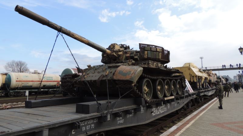 В Севастополь привезли «трофейное оружие» из Сирии
