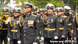 В Севастополе на праздновании Дня Черноморского флота агитировали служить в российской армии (+фото)