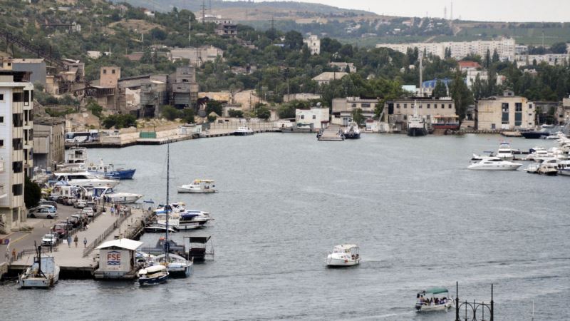 В Севастополе взорвали полуторатонную торпеду, найденную возле берега – спасатели