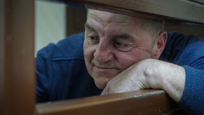 Крымскотатарский активист Бекиров около 12 часов ожидал заседания без еды и медпомощи – адвокат