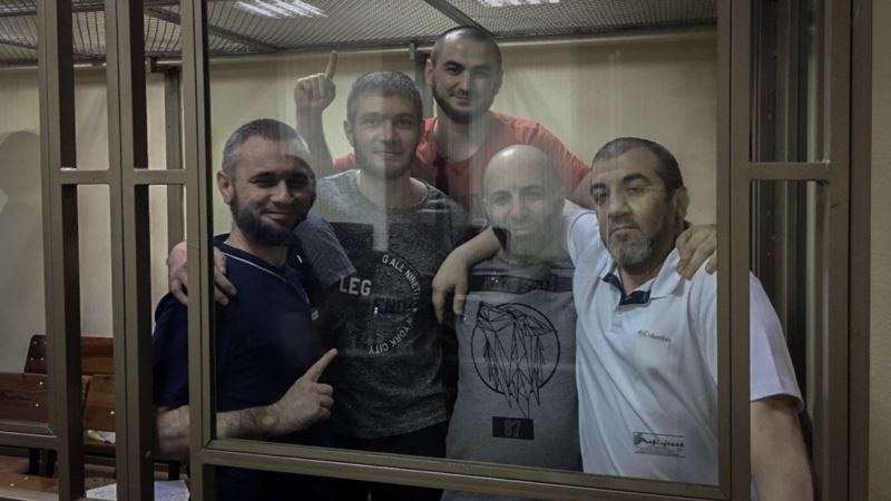 Симферопольское «дело Хизб ут-Тахрир»: во вторник суд в России должен вынести приговор