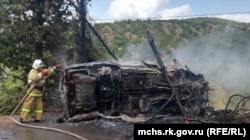 На крымской трассе перевернулось и сгорело авто, есть пострадавшие (+фото)