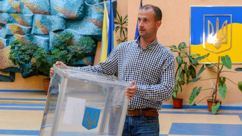 Центризбирком Украины принял оригиналы протоколов со всех окружных избирательных комиссий