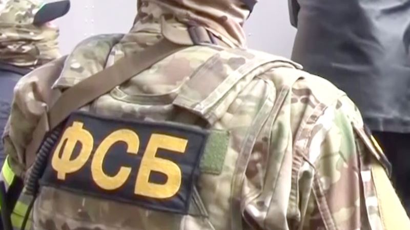 В российском ФСБ сообщают о задержании украинцев на админгранице с Крымом