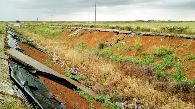 В нескольких районах Крыма ухудшилось качество воды – Баженов
