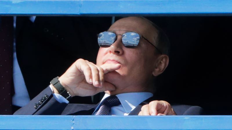 Путин на МАКС купил мороженое у той же продавщицы, что и два года назад