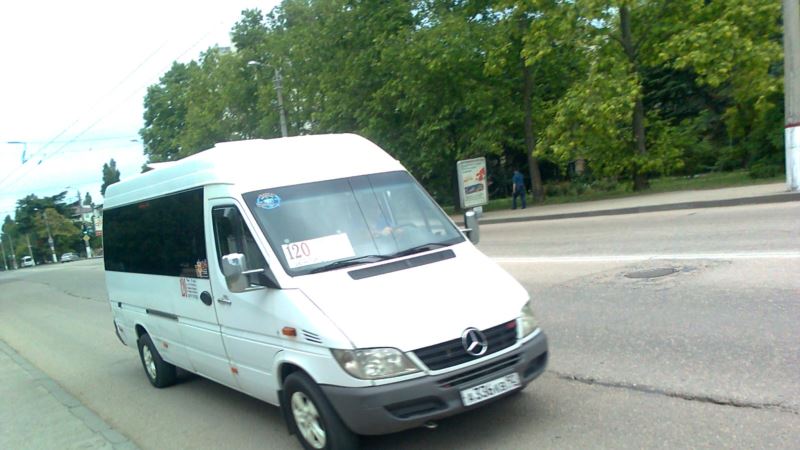 В Симферополе планируют к концу сентября «навести порядок» с маршрутными такси
