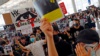 В Гонконге сотни тысяч человек снова вышли на улицы