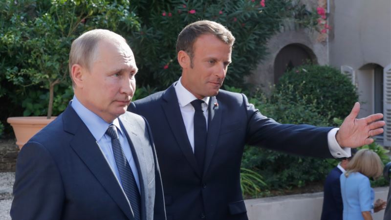 Макрон и Путин сообщили, что будут обсуждать по Украине