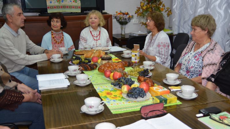 В Севастополе украинские и белорусские активисты отпраздновали День урожая