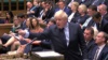 Премьер-министр Великобритании Борис Джонсон выступает во время дебатов в парламенте