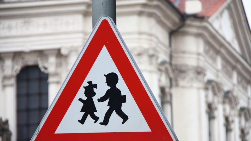 В Крыму пешеходам без светоотражателей грозят штрафы – российская полиция