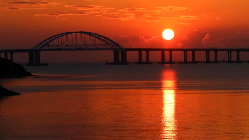 Минтранс России предлагает расширить запретные для плавания районы возле Керченского моста