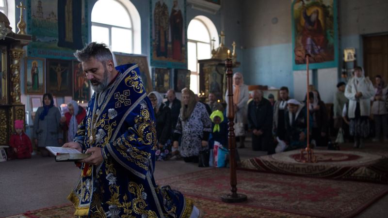 В Симферополе прихожане ПЦУ провели траурную панихиду по жертвам голодомора