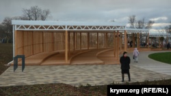 «Вырубили деревья и постелили плитку». В Севастополе открыли парк «Учкуевка» после реконструкции