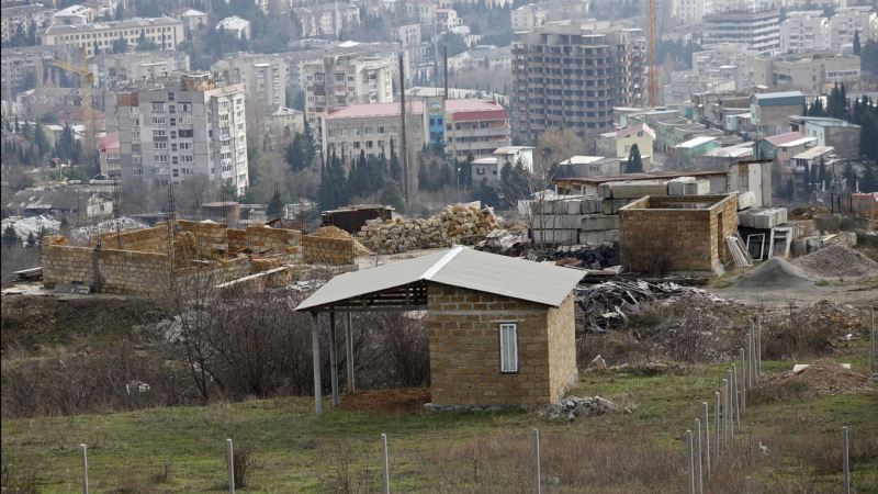 Власти Крыма хотят уголовного наказания за самострои
