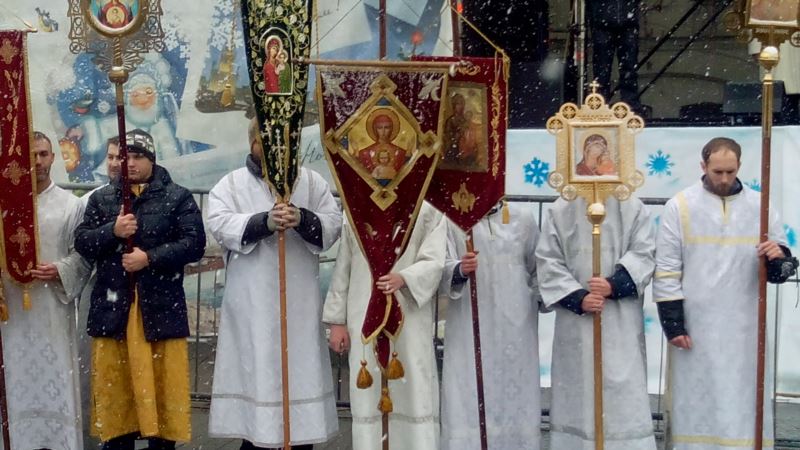 Рождество в Севастополе: спасатели провели рейд по местным храмам