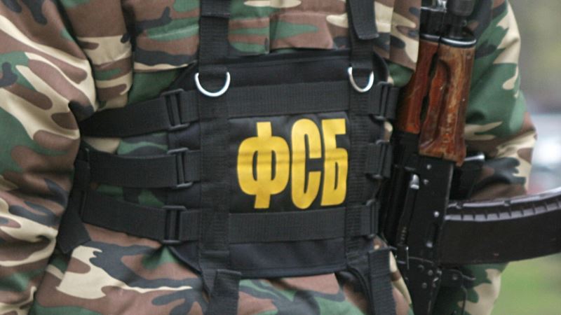 В ФСБ утверждают, что капитан задержанного в Азовском море судна признал свою вину на допросе